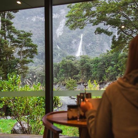 Milford Sound Lodge Bagian luar foto